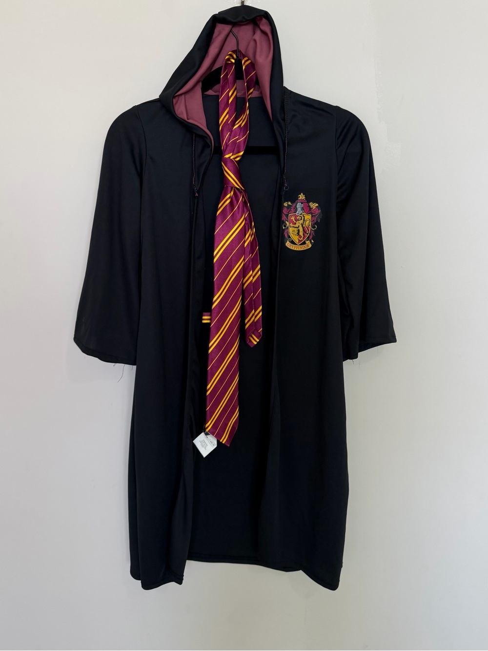 Harry Porter Black Hooded Short Robe with Maroon Lining and Gryffindor Crest